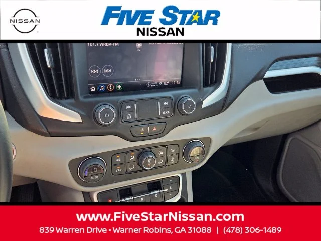 Used 2023 Silver GMC SLT image 20