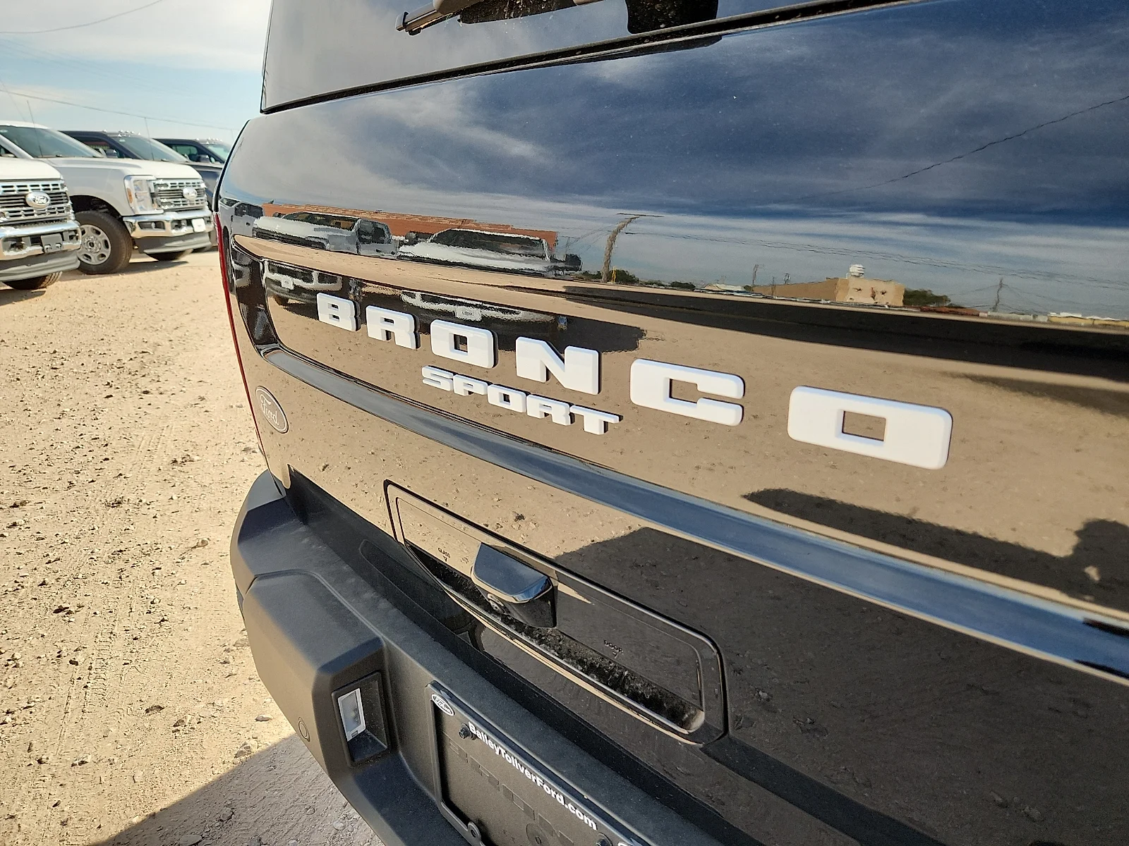 New 2026 Shadow Black Ford Outer Banks image 11