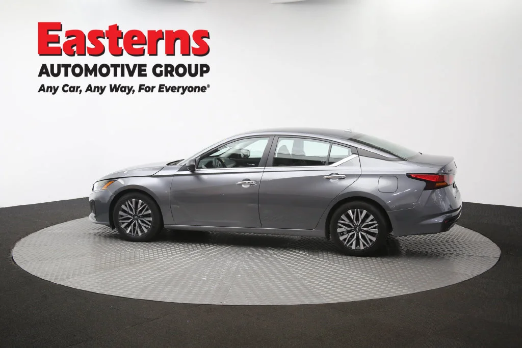 Used 2024 Gray Nissan 2.5 SV image 62