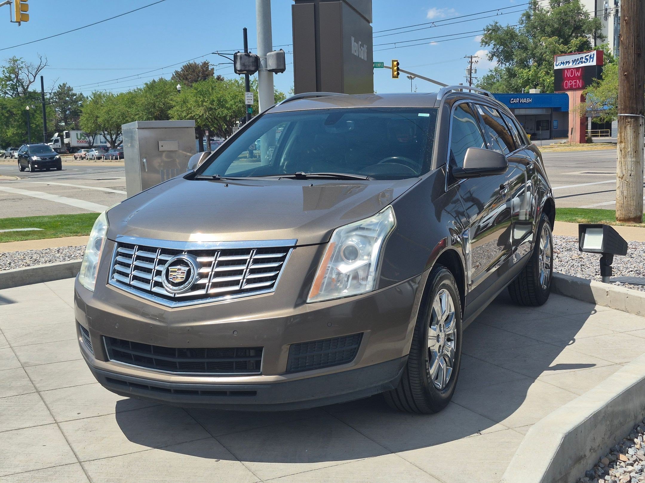Used 2014 Terra Mocha Metallic Cadillac Luxury Collection image 9