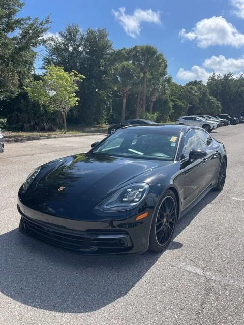 2018 Porsche Panamera 4S's photo