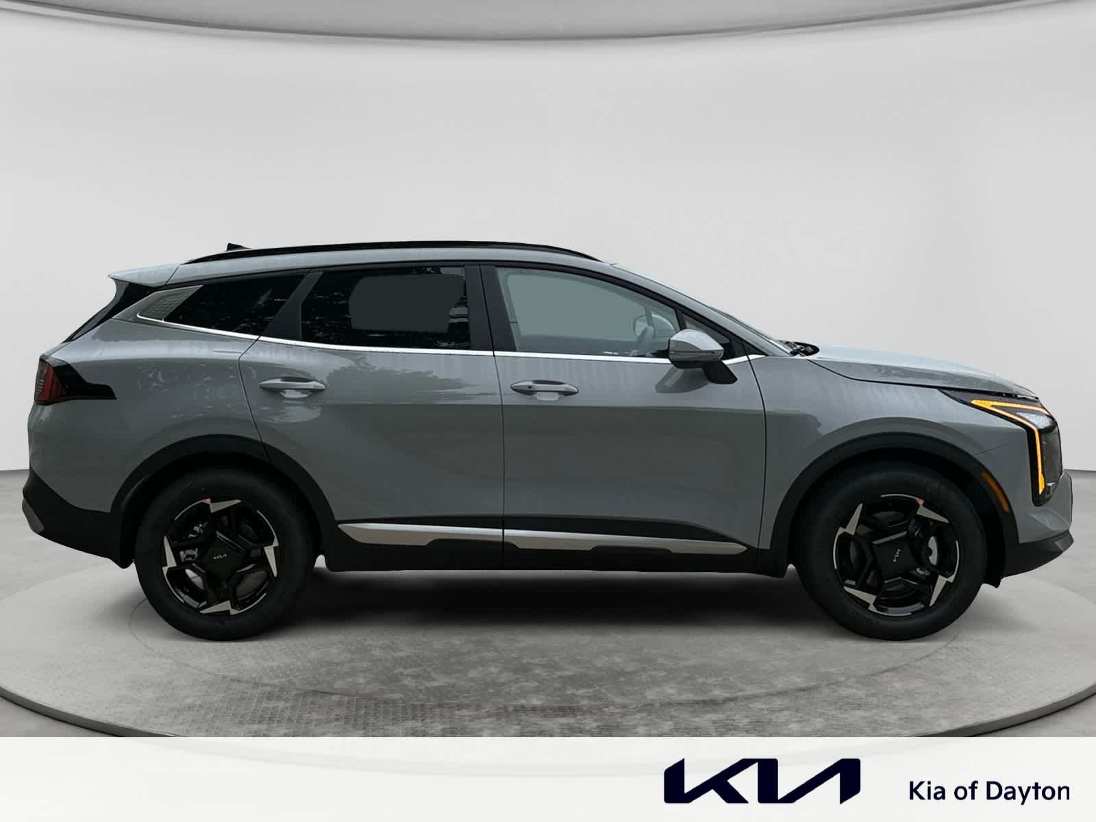 New 2027 Wolf Gray Kia EX image 4