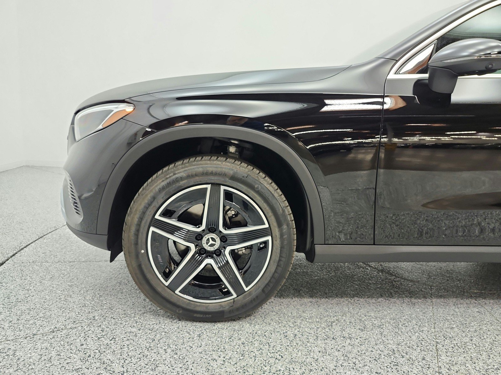 New 2026 Black Mercedes-Benz GLC 300 4MATIC® SUV image 23
