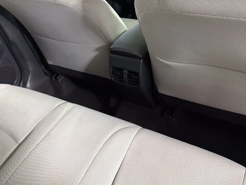 2023 Toyota Corolla Cross L - Photo 29