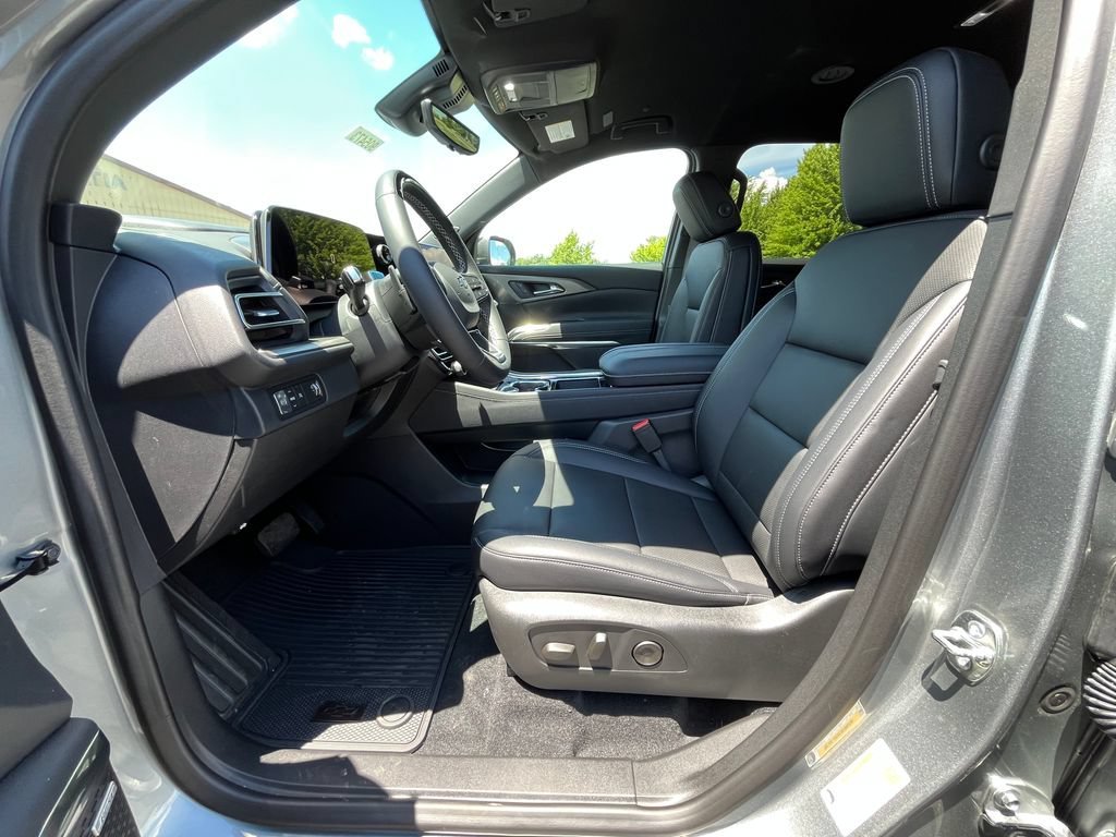 2026 Chevrolet Traverse LT - Photo 8