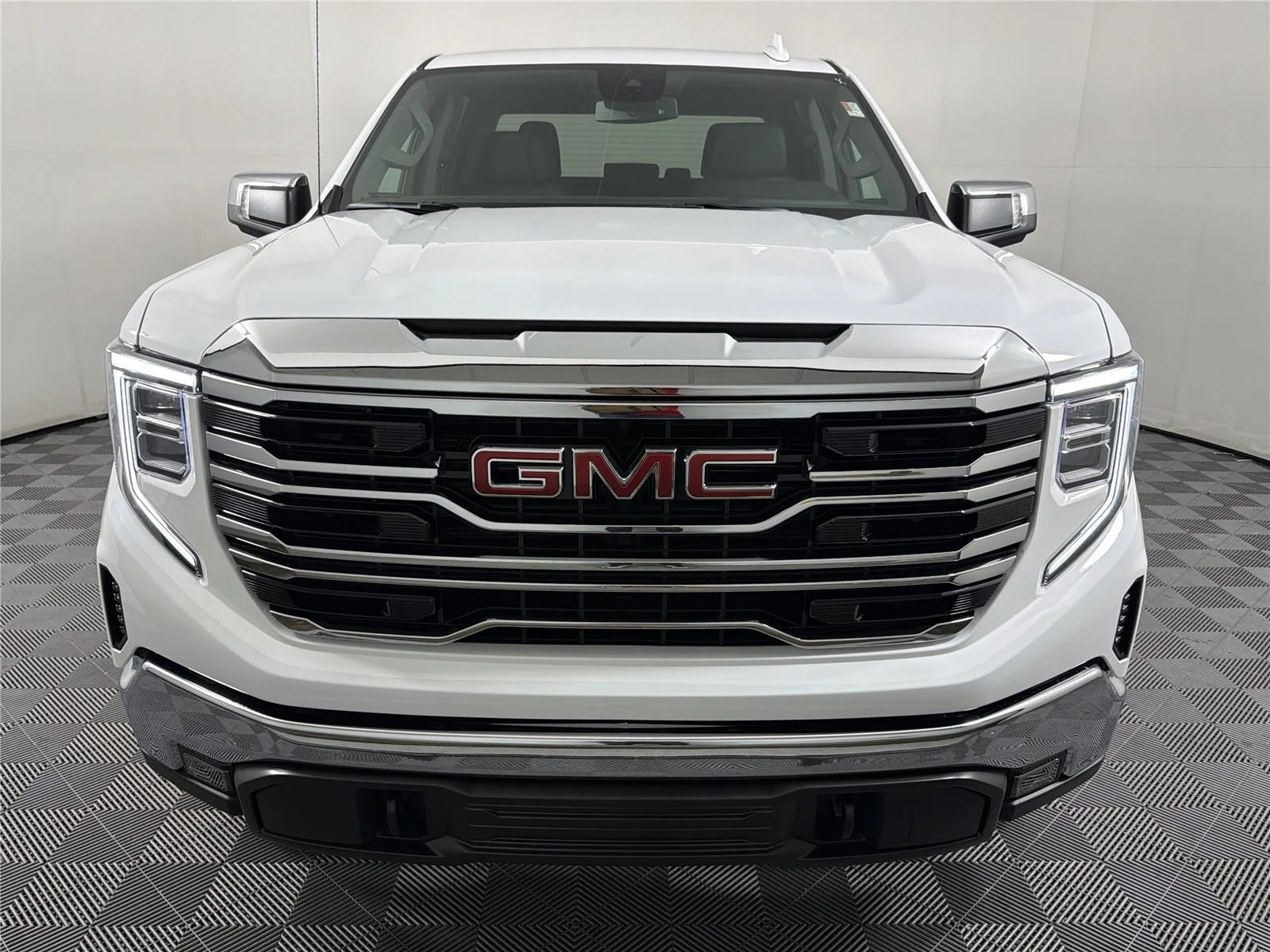 New 2026 Summit White GMC SLT image 2