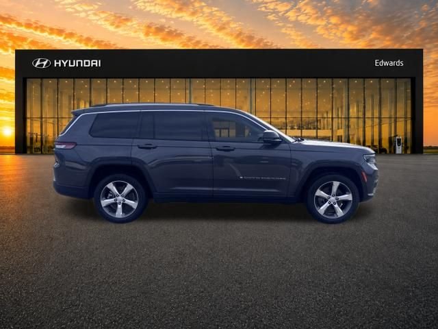 Used 2022 Gray Jeep Limited image 5