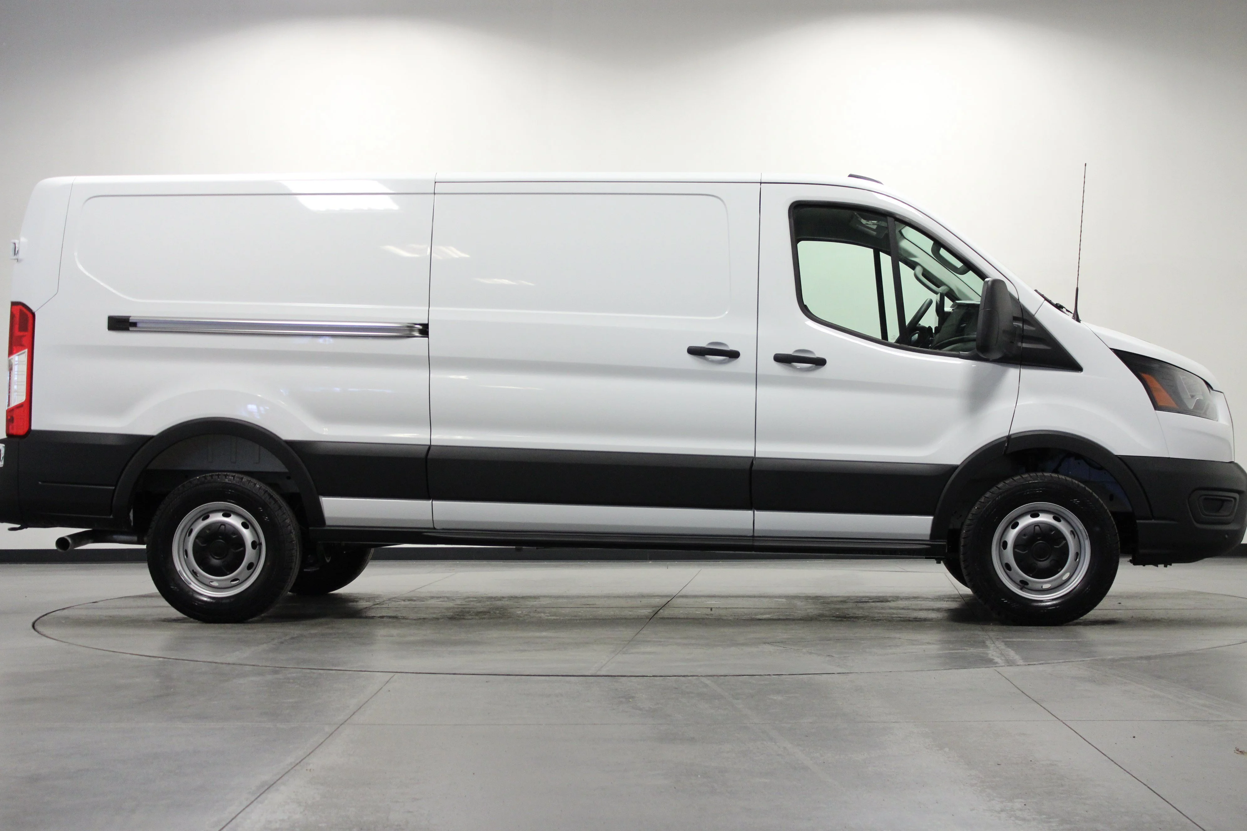 New 2026 Oxford White Ford Cargo Van image 3