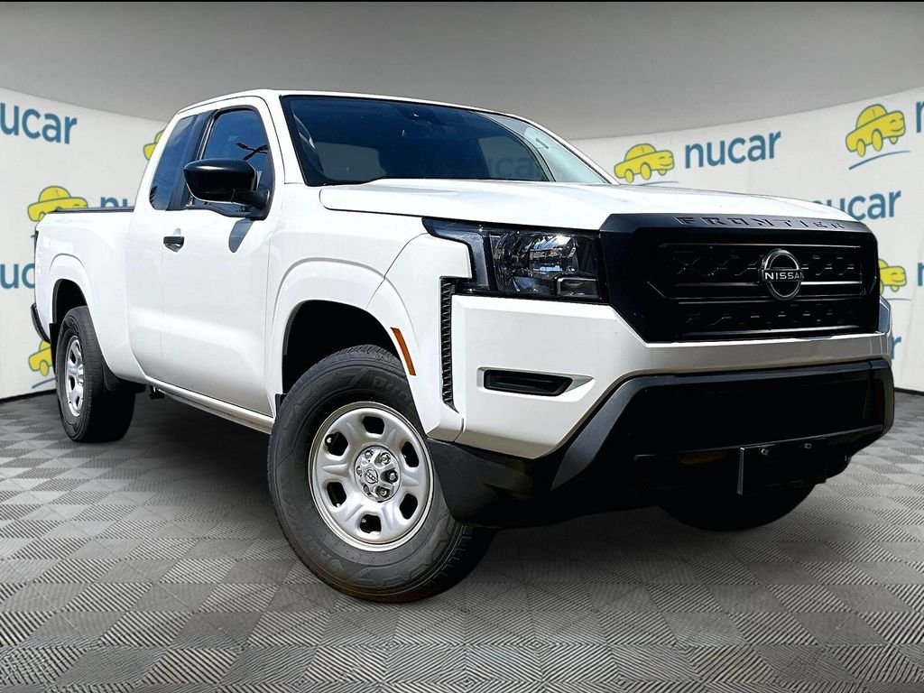 Used 2022 White Nissan S image 1