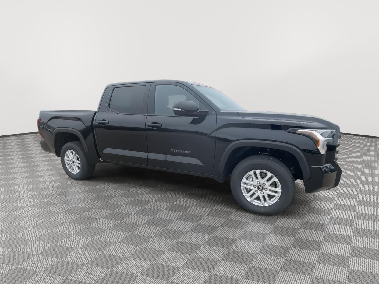 New 2026 Midnight Black Metallic Toyota  SR5 image 5
