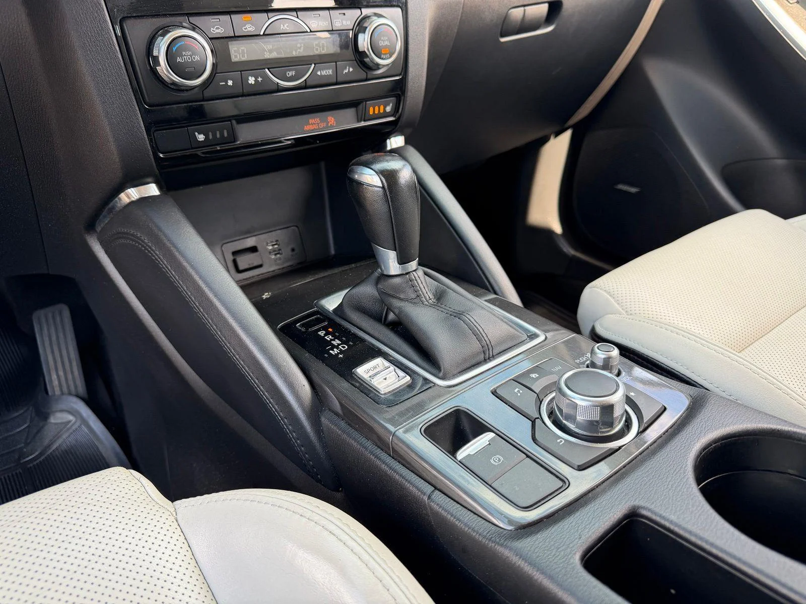 Used 2016 Black Mazda Grand Touring image 22