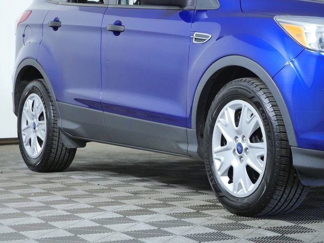 Used 2015 Ford Escape S with VIN 1FMCU0F78FUB06750 for sale in Shakopee, Minnesota