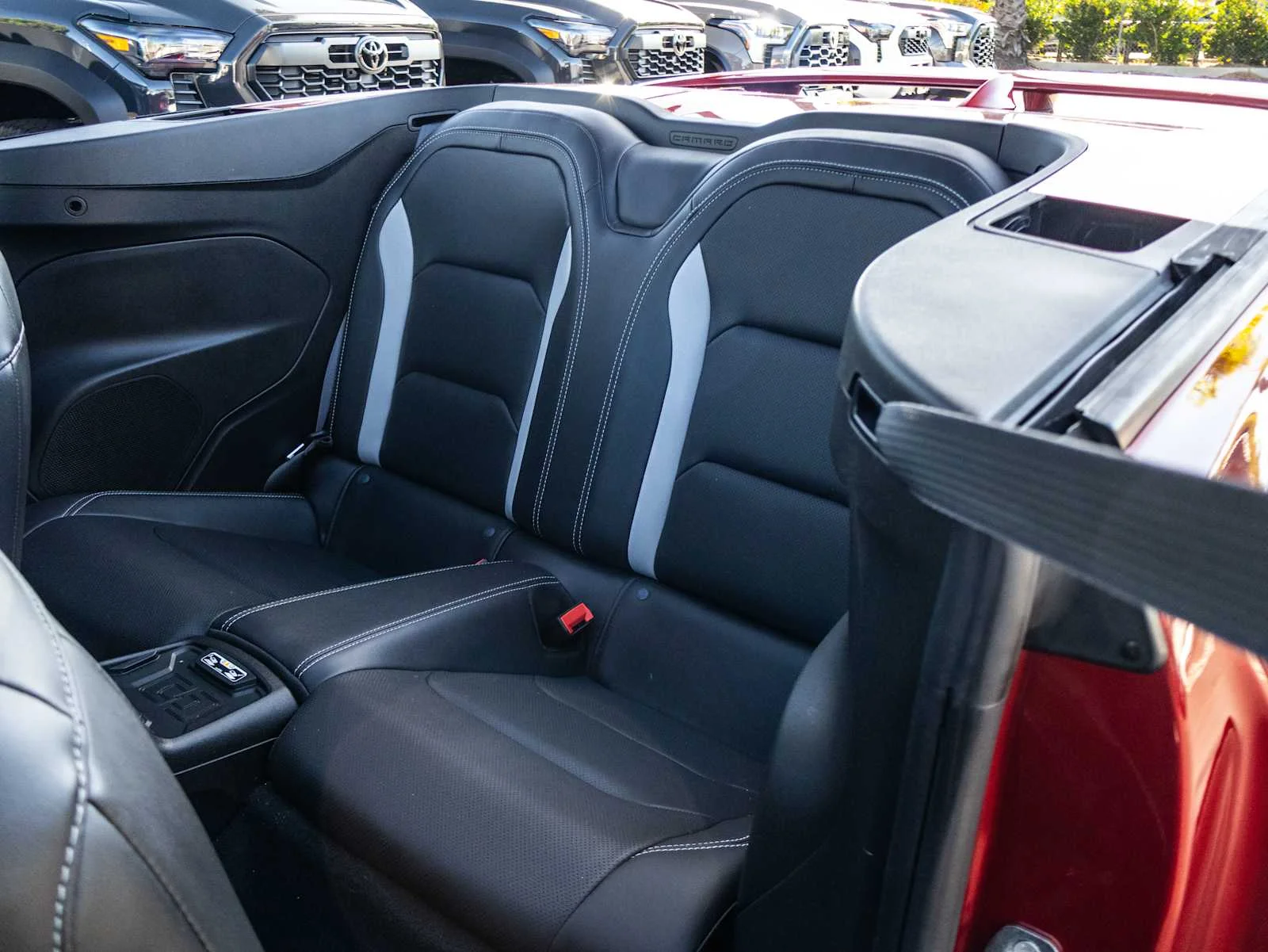 Used 2016 Red Chevrolet 2LT image 26