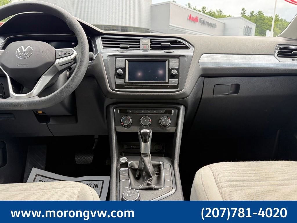 Used 2022 Black Volkswagen 2.0T S image 34