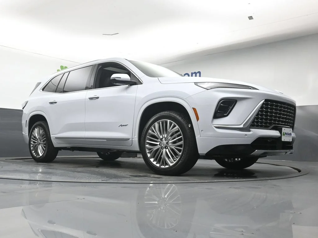 New 2027 White Buick Avenir image 29