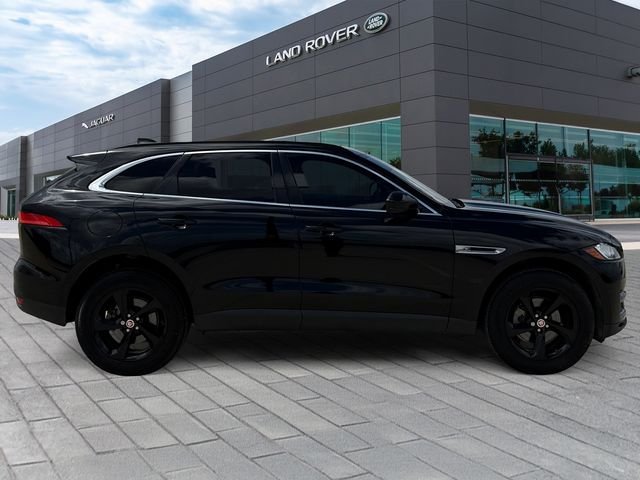 Used 2020  Jaguar 25t Premium image 6