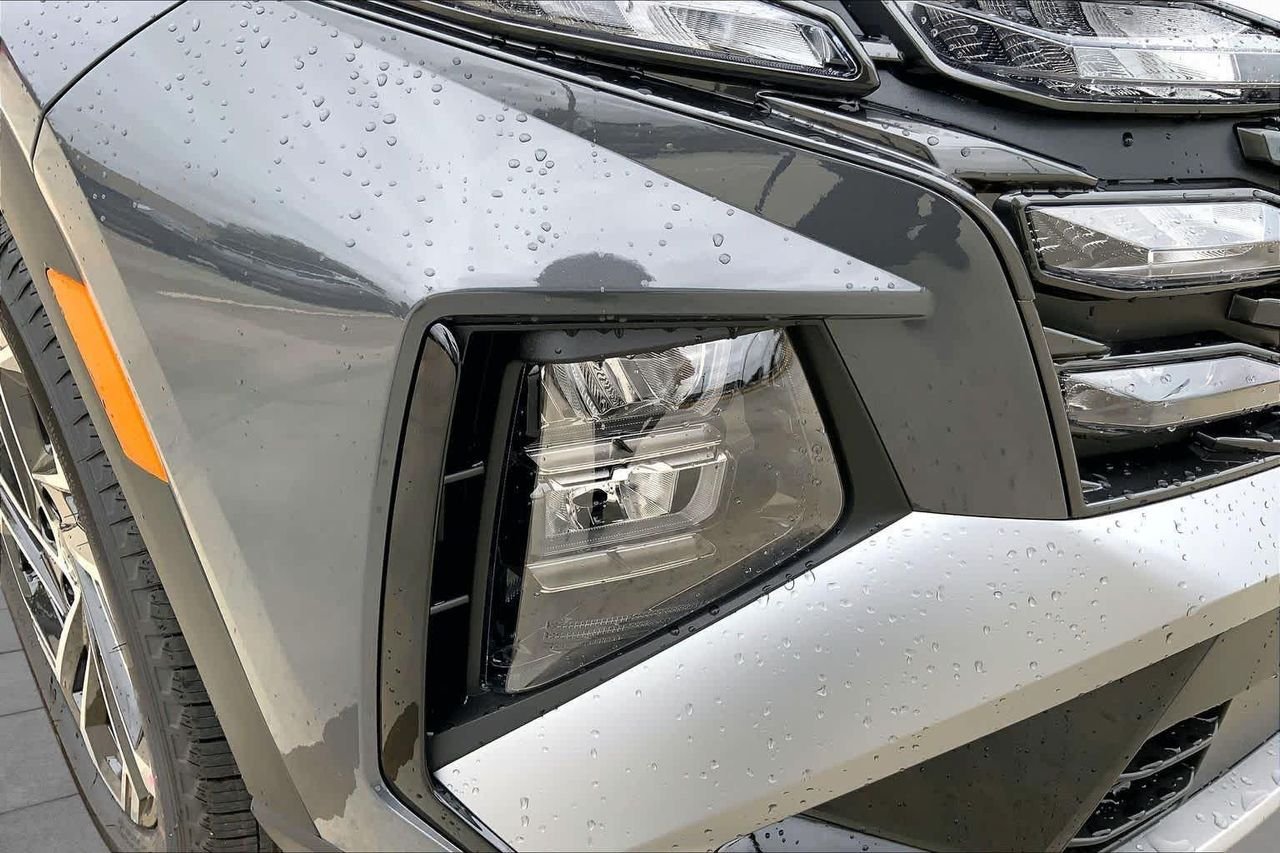 New 2026 Ecotronic Gray Hyundai SEL Plus AWD image 13