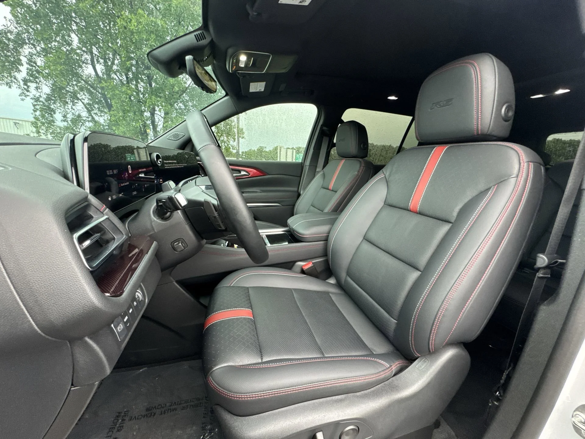 2024 Chevrolet Traverse RS - Photo 11