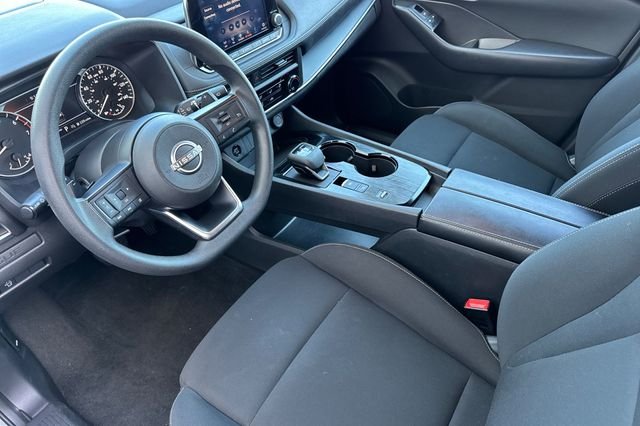 Used 2024 Silver Nissan S image 10