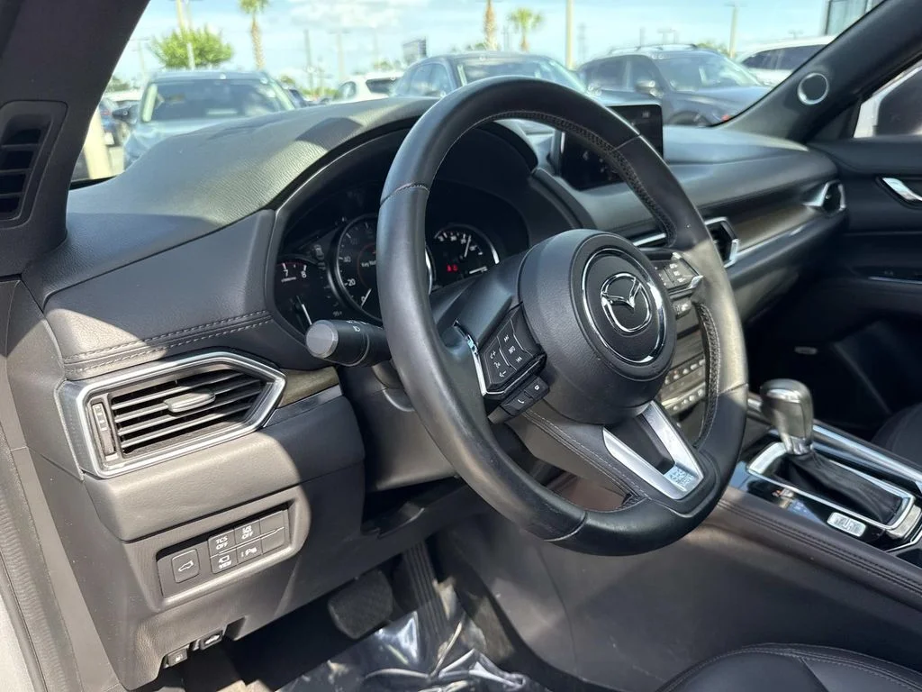 Used 2019 Silver Mazda Signature image 24