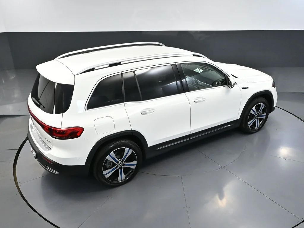 Used 2022 White Mercedes-Benz 300 image 55