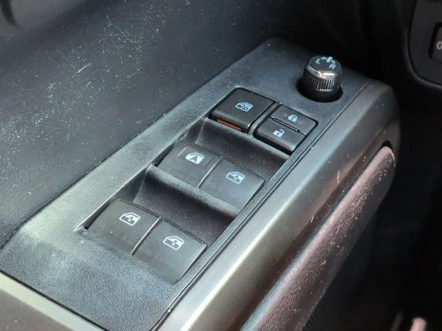 Used 2018 Gray Toyota SR5 image 21