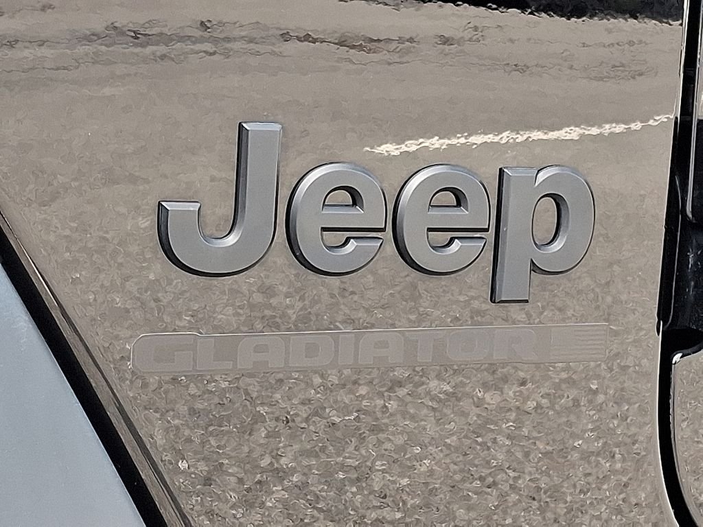 Used 2023 Black Jeep Sport image 30