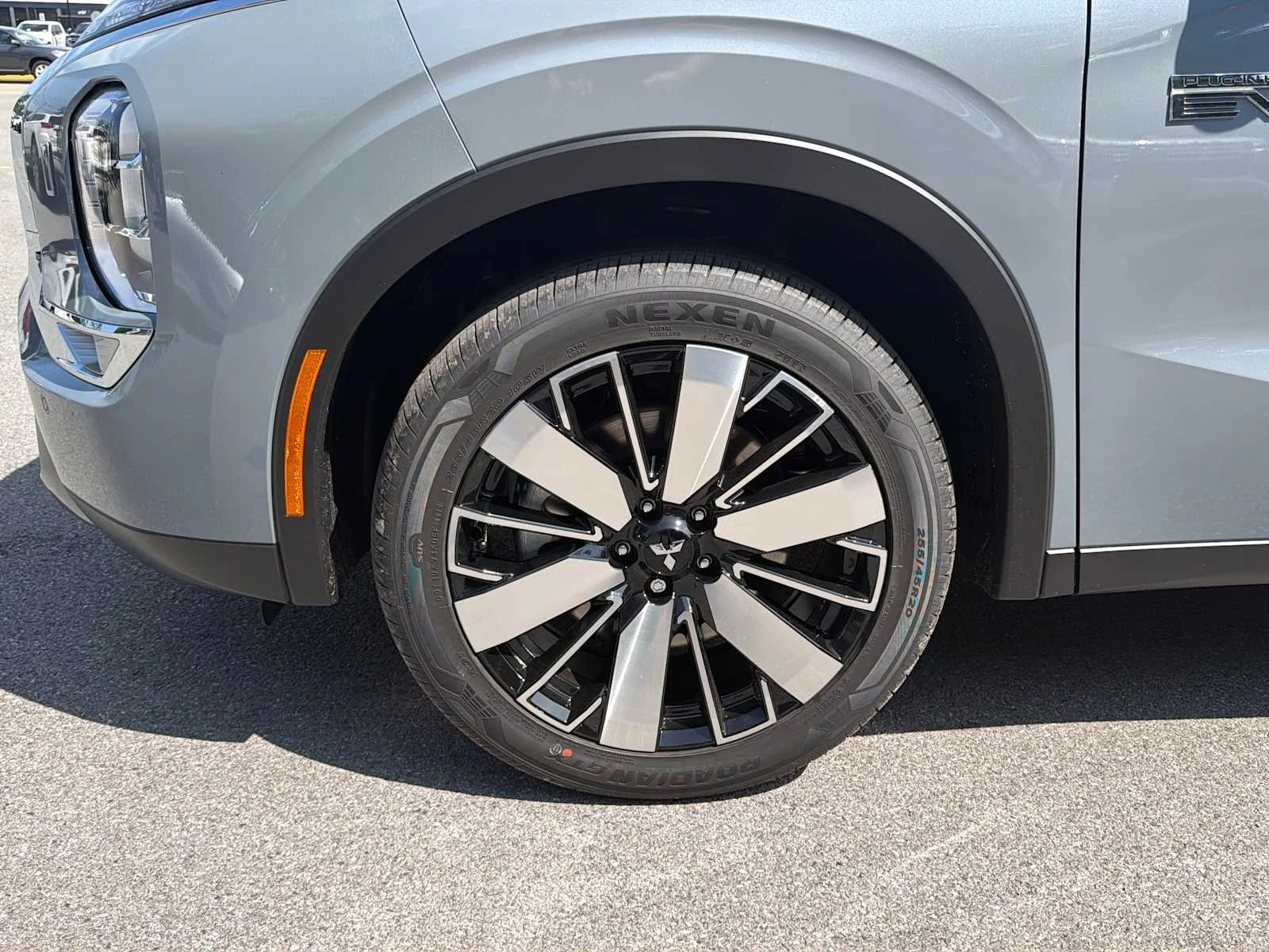 New 2026 Moonstone Gray Metallic Mitsubishi SE S-AWC image 9