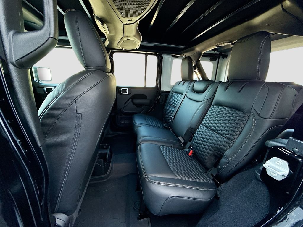 New 2026 Black Clear-Coat Exterior Paint Jeep Sport S image 26