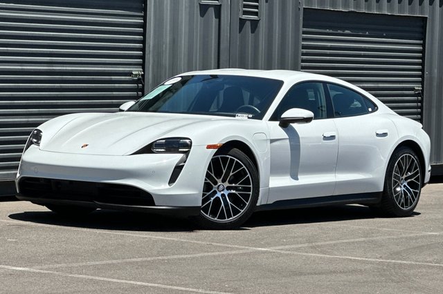 2023 Porsche Taycan 