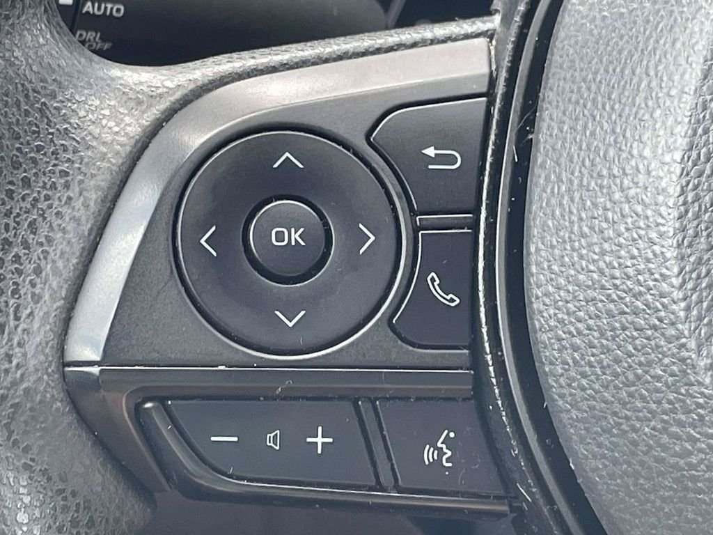 Used 2024 White Toyota XLE image 22