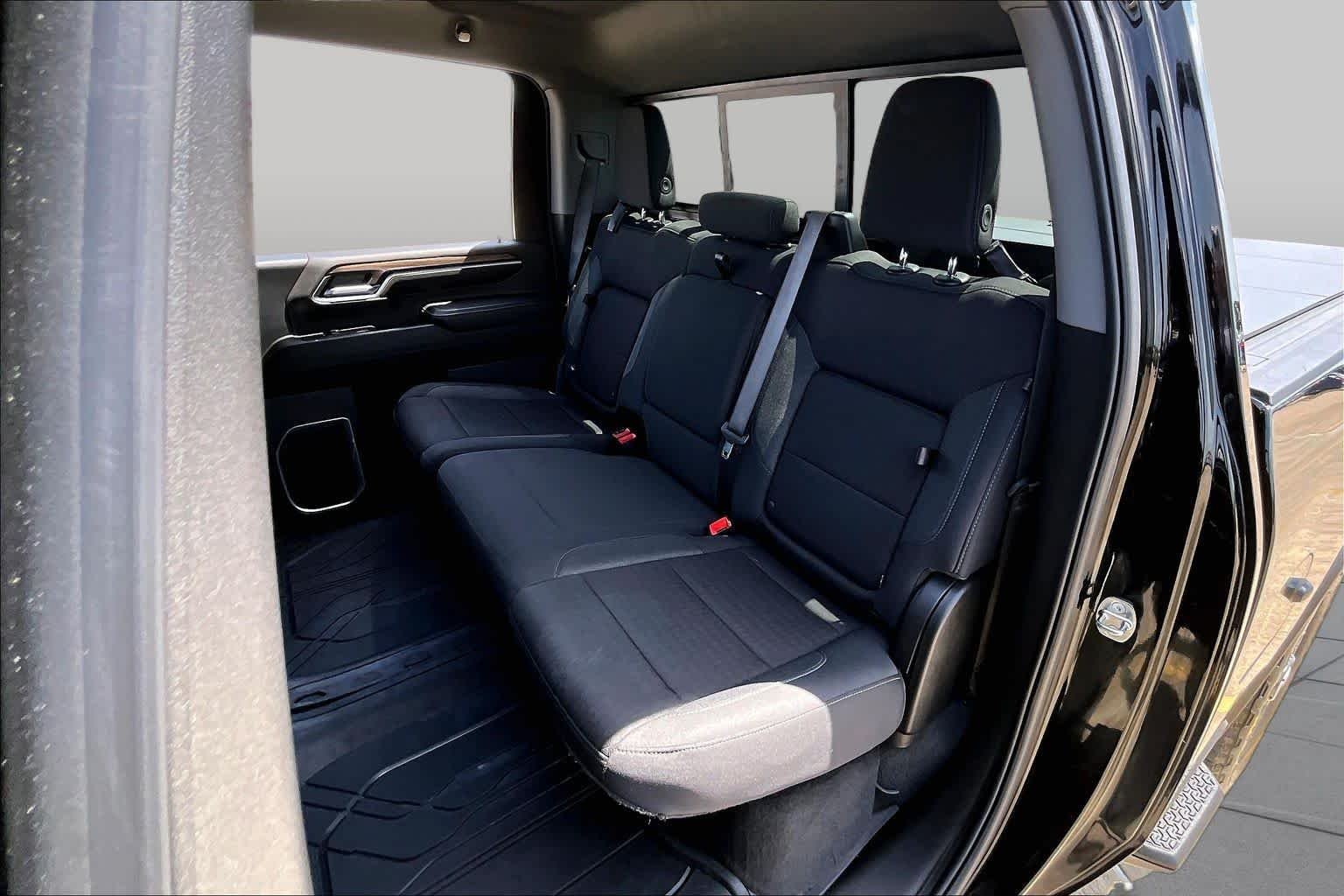 Used 2024 Black Chevrolet LT image 19