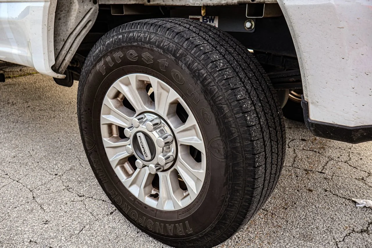 Used 2022 White Ford XLT image 6