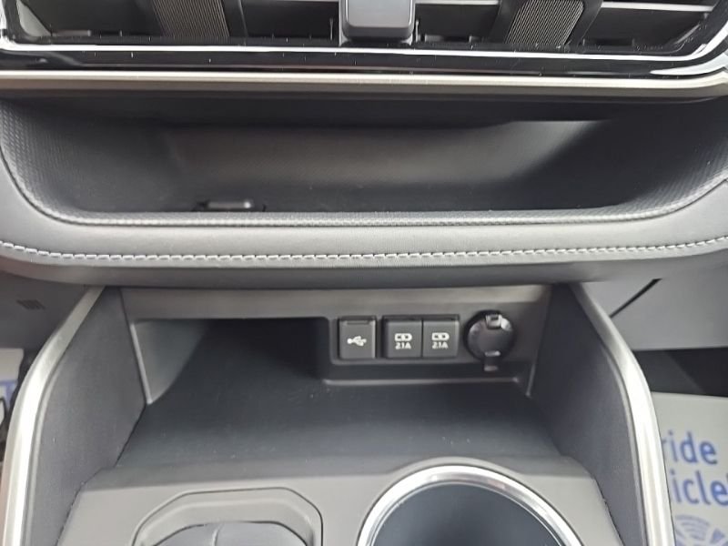 Used 2020 Red Toyota XLE image 17