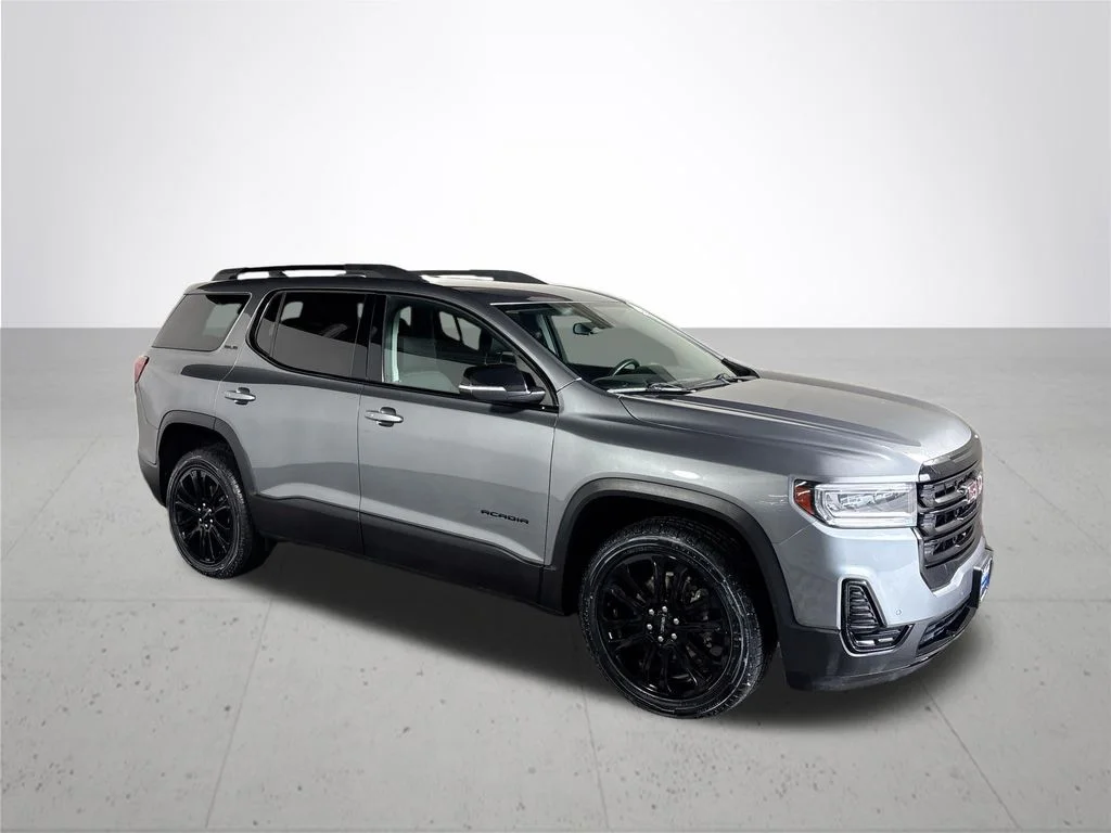 Used 2021 Gray GMC SLE image 4