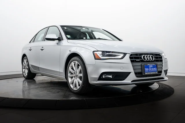2013 Audi A4 2.0T quattro tiptronic Premium's photo