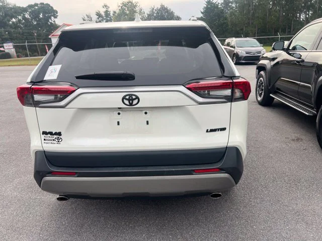 Used 2022 White Toyota Limited image 5