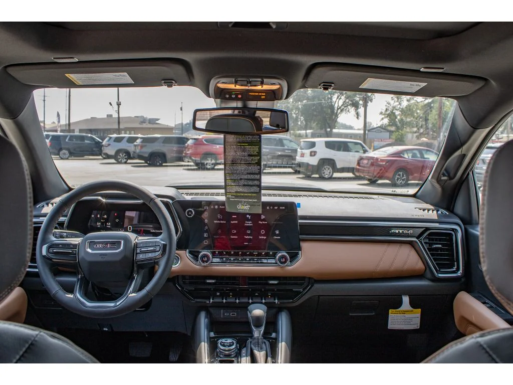 2026 GMC Canyon AT4 - Photo 23