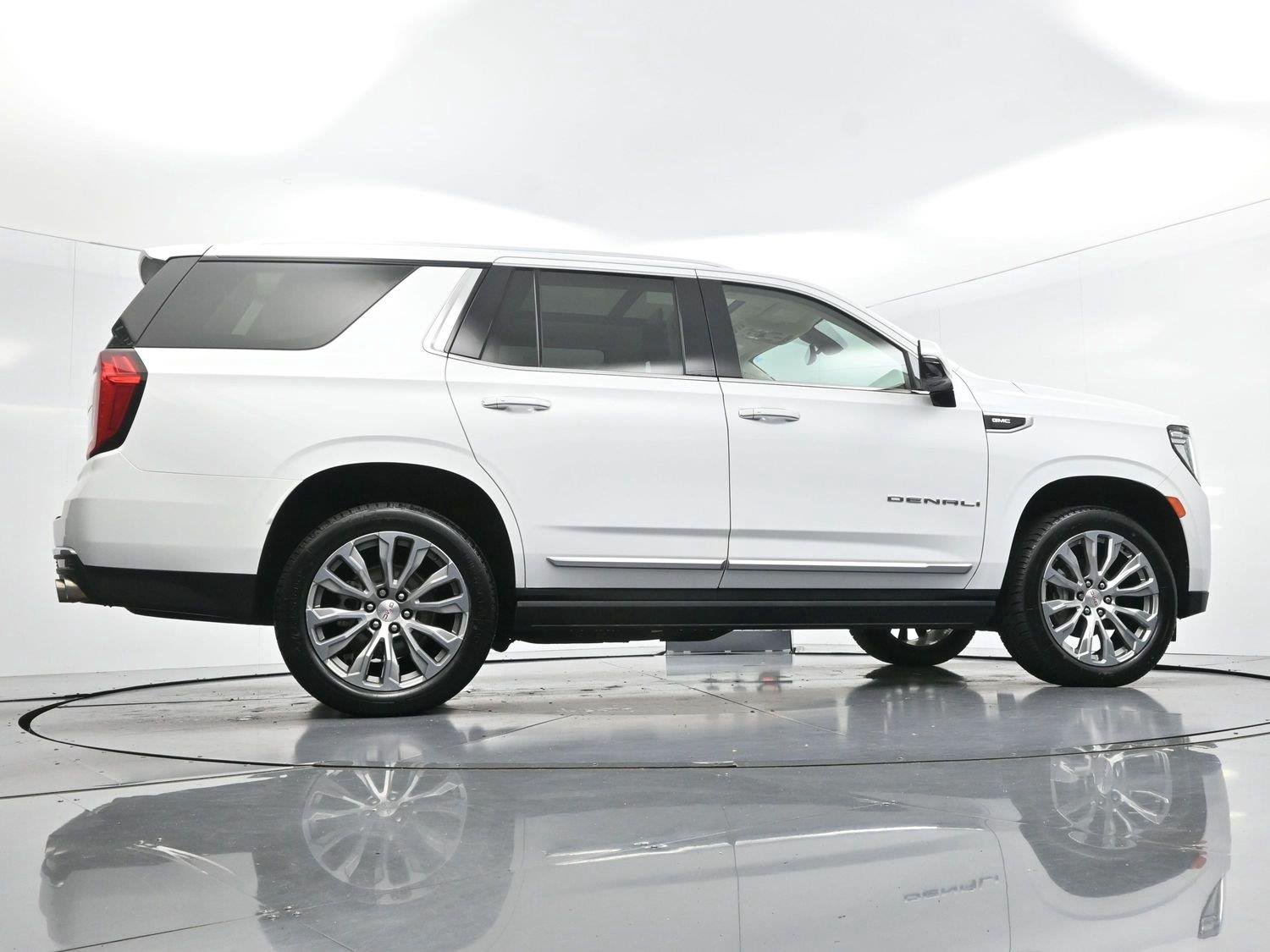 Used 2021 Summit White GMC Denali image 55