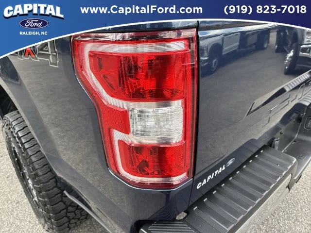 Used 2018 Blue Ford XLT image 15