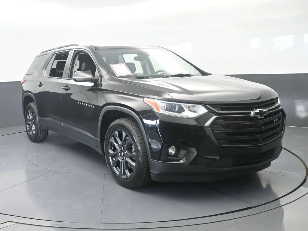 Used 2021 Mosaic Black Metallic Chevrolet RS image 8