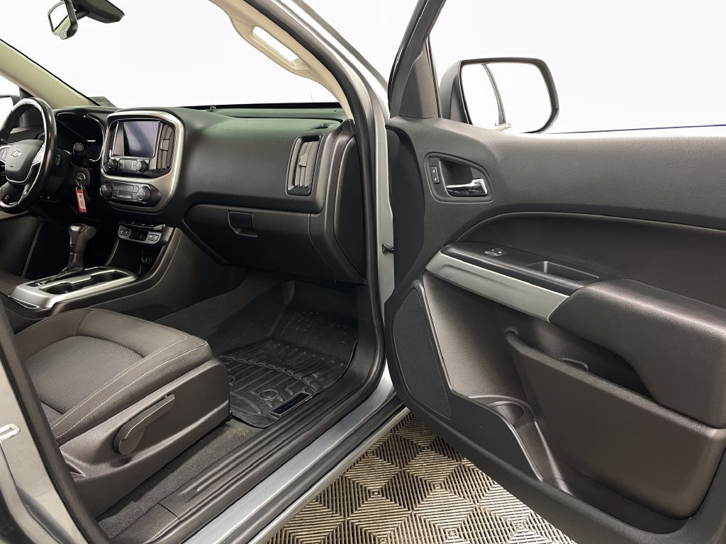 2021 Chevrolet Colorado LT - Photo 35