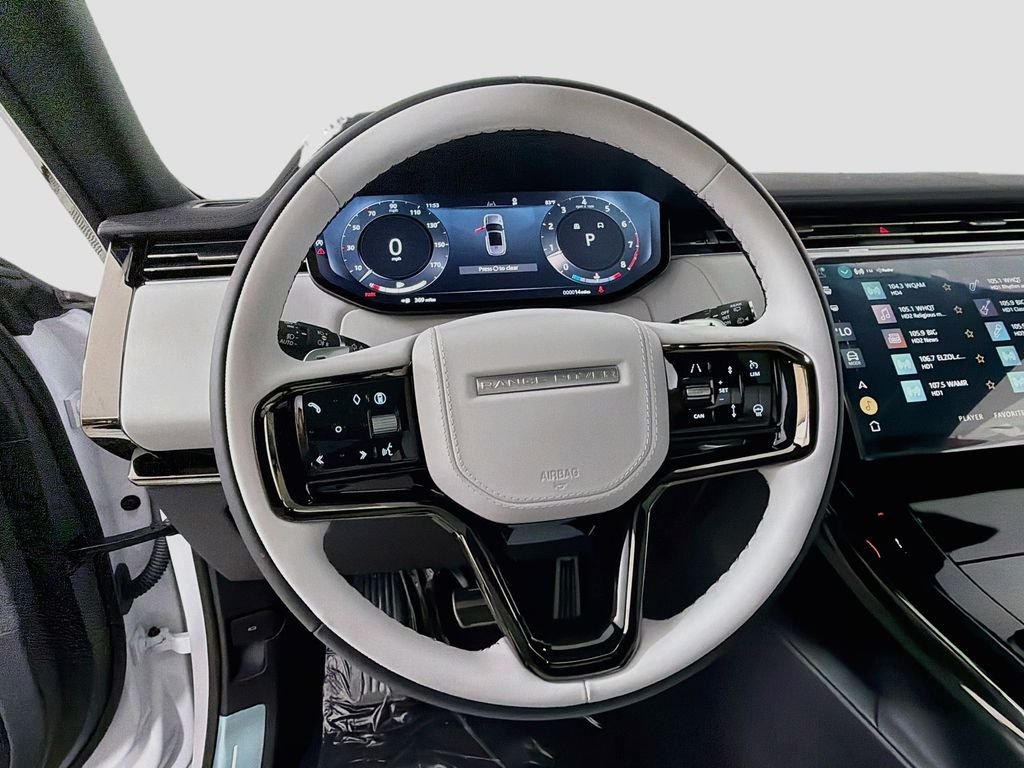 New 2026 Fuji White Land Rover Dynamic SE image 11