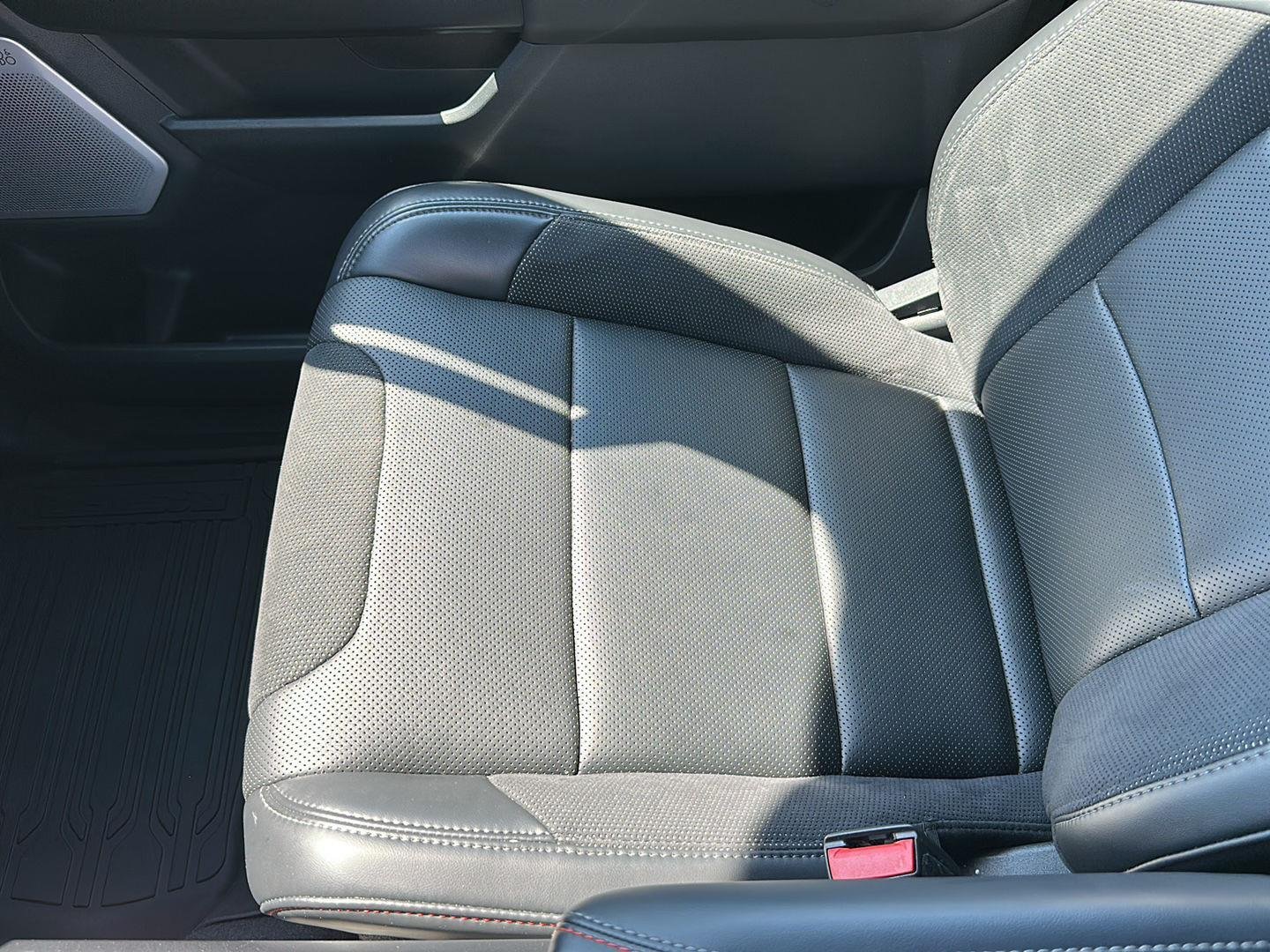 Certified Used 2025 Green Ford Raptor image 25