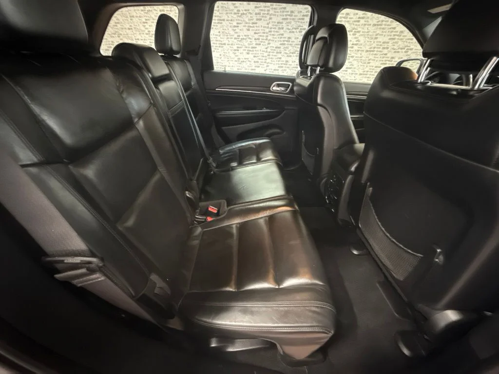 Used 2022 White Jeep Limited image 13