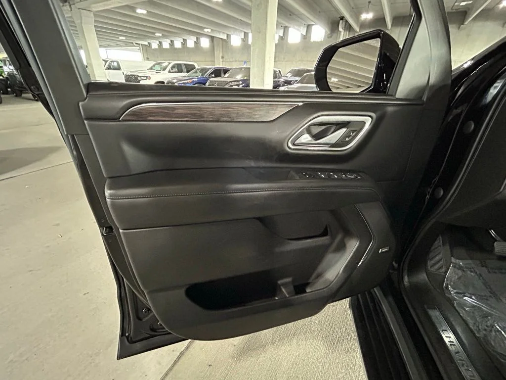 Used 2023 Black Chevrolet LT image 40