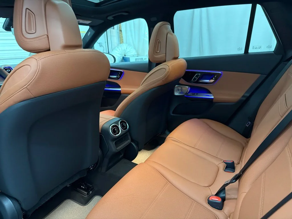 New 2027 Silver Mercedes-Benz GLC 300 image 22