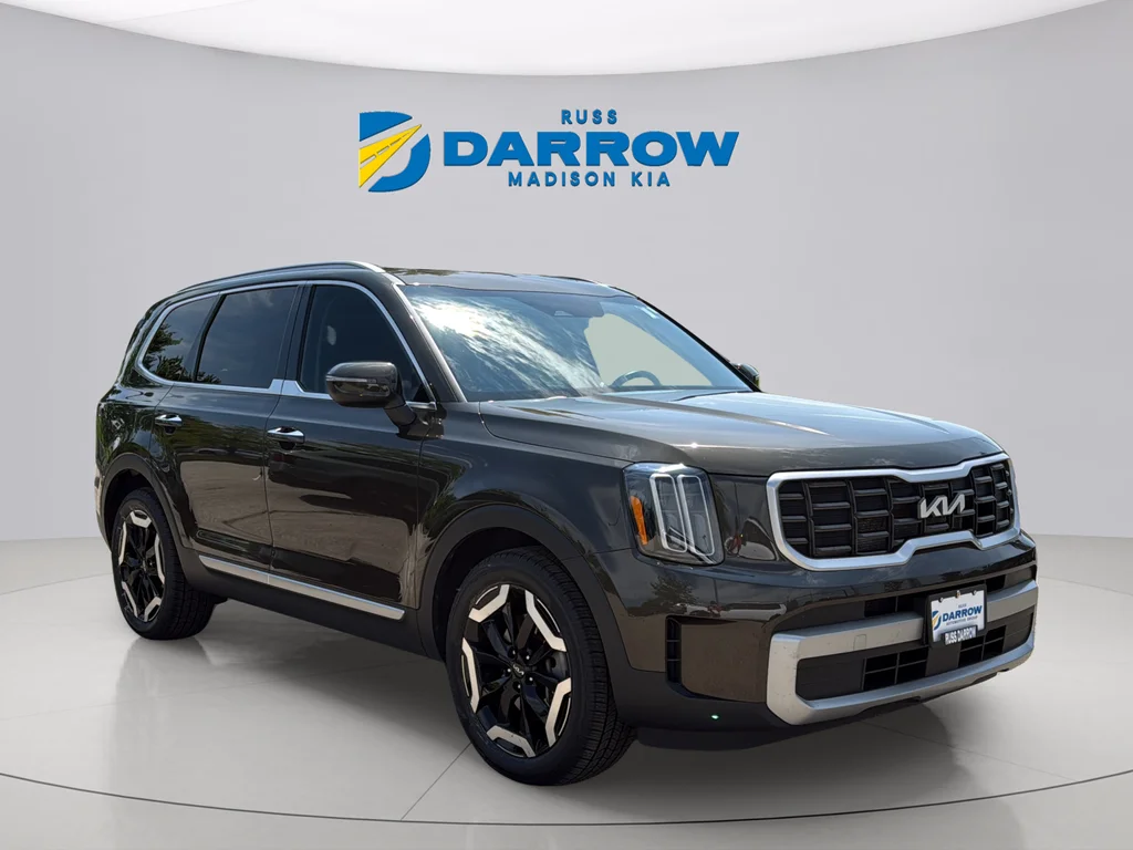 Certified Used 2023 Dark Moss Kia S image 7