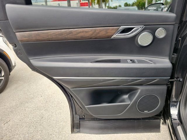2024 GENESIS GV80 Standard - Photo 13