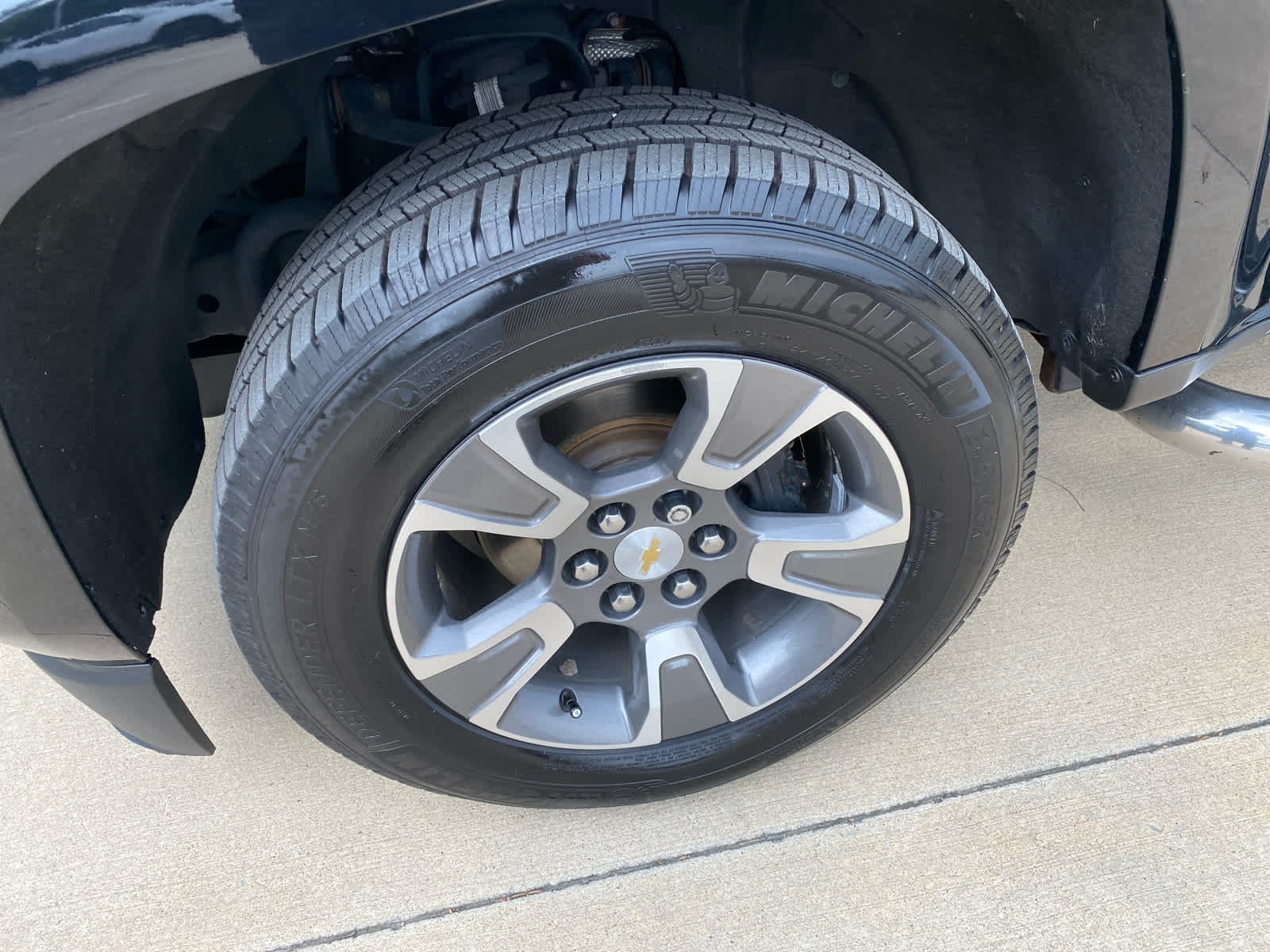 Used 2016 BLACK Chevrolet 4WD Z71 image 24